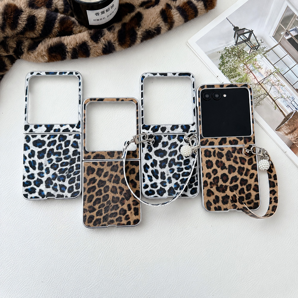 Tablet Accessories Aesthetic - เคสโทรศัพท์พับลายเสือดาวสำหรับโมโตโรล่า ราซ 60 50 อัลตร้าพร้อมสายรัดข้อมือแบบถอดได้ฝาครอบกันกระแทกป้องกันการตกกระแทก