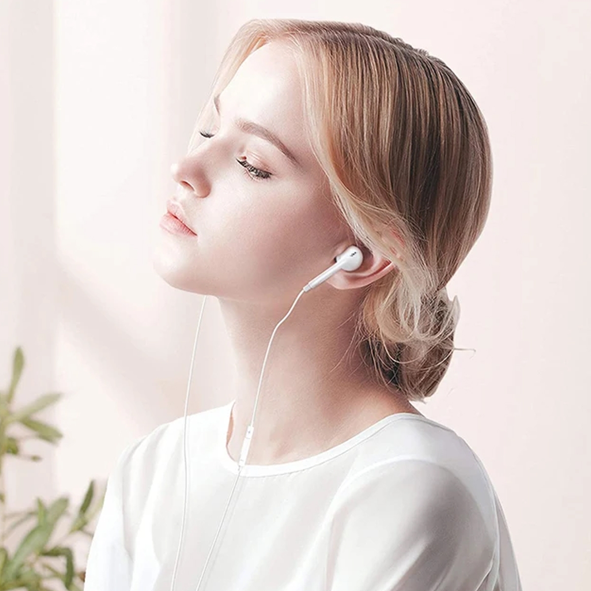 หูฟังแบบมีสาย, ที่อุดหูแบบมีสา - Wired Earphone Lightning บทวิจารณ์และราคา